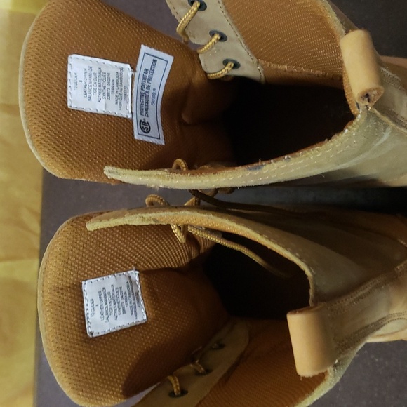 WORKLOAD Steel Toed Waterproof Work Boots.    Size 8W. GENTLY Used - Picture 10 of 11